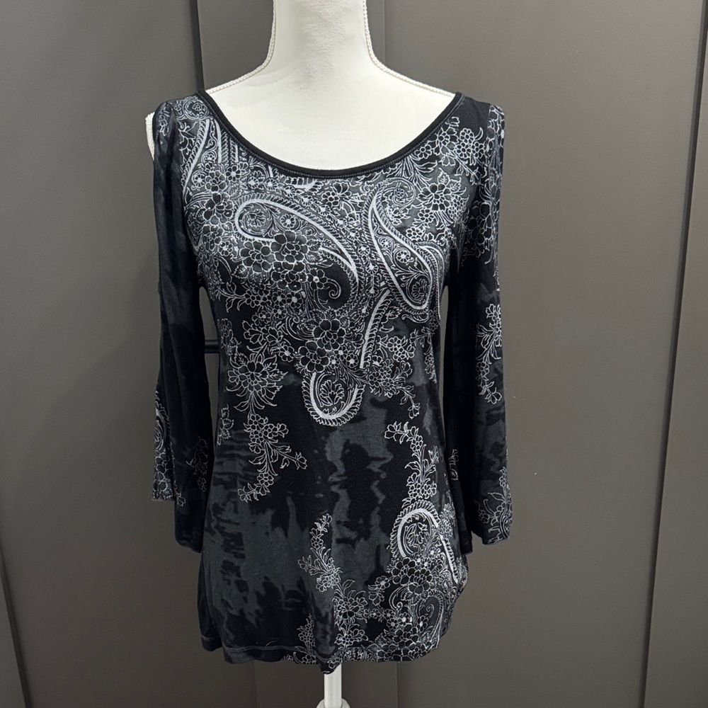 Vintage Vanilla Sugar Black and Silver Patterned Blouse Size S